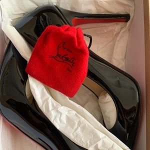 Christian Louboutin Pigalle Patent, Size 8(38.5)